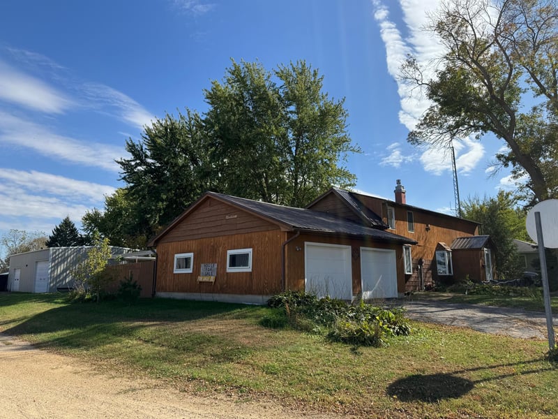 209 S Teal St, Janesville, MN 56048