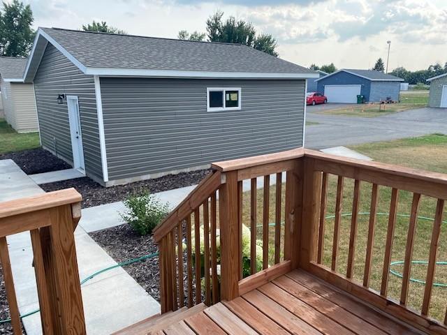 404 NE 1st St, Staples, MN 56479