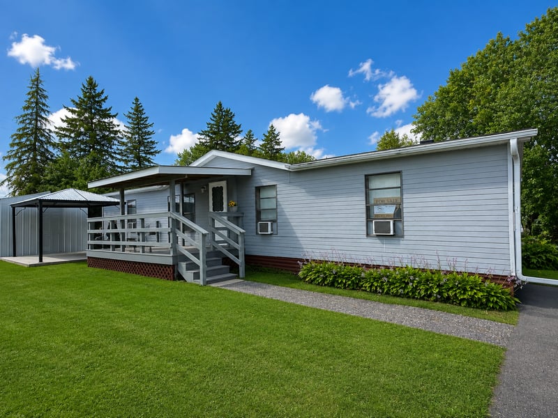 2628 Mickey Ln, Maplewood, MN 55119
