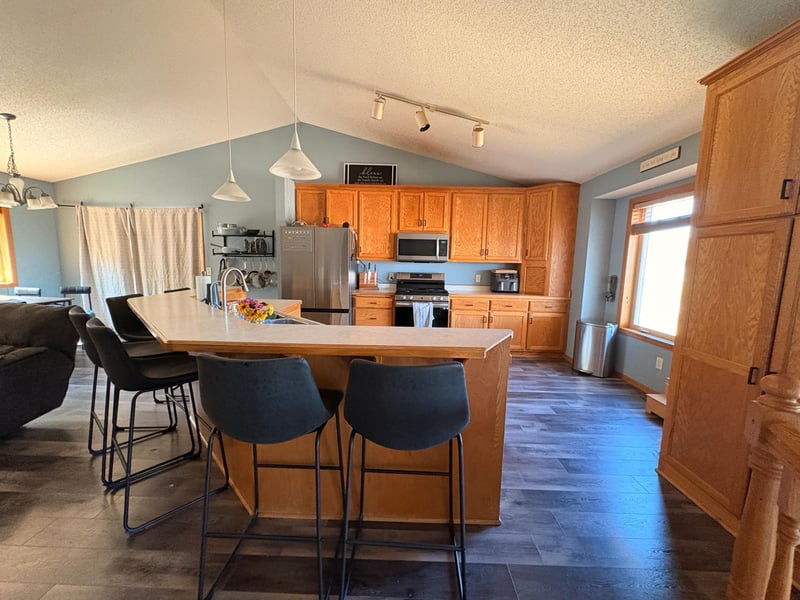 4648 209th Ave NE, East Bethel, MN 55011