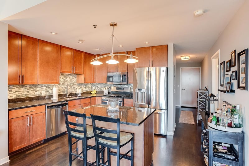 929 Portland Ave #1807, Minneapolis, MN 55404