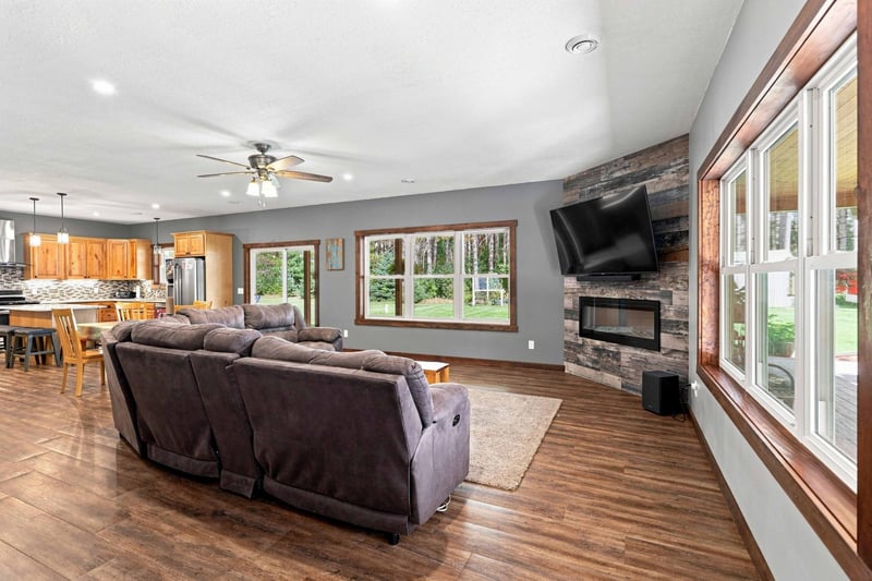 3339 277th Ave NW, Isanti, MN 55040