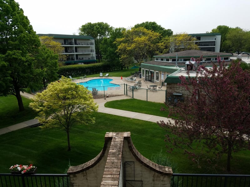 10401 Cedar Lake Rd #301, Minnetonka, MN 55305