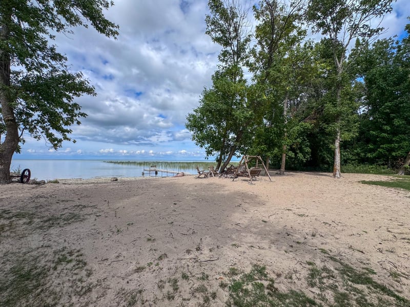 21197 Joas Beach Rd NE, Kelliher, MN 56650