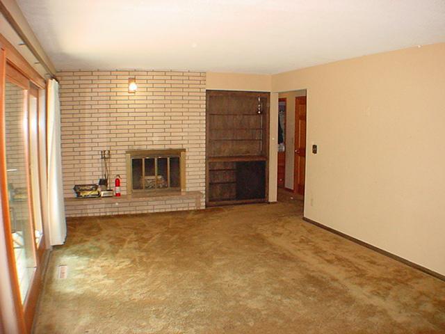 1010 Kirkwood Ln N, Plymouth, MN 55441