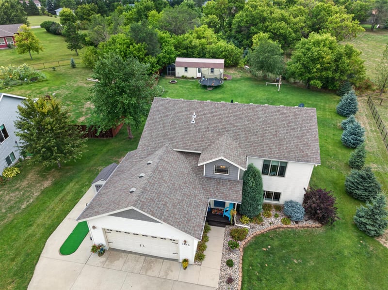 1214 6th Ave NW, Perham, MN 56573