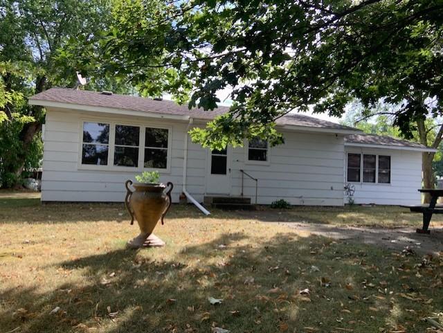18305 Browns Lake Rd, Richmond, MN 56368