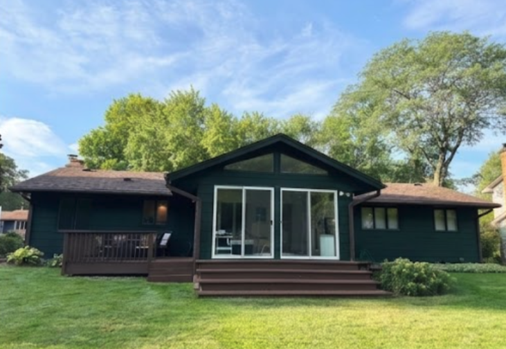 302 Heritage Cir N, Burnsville, MN 55337