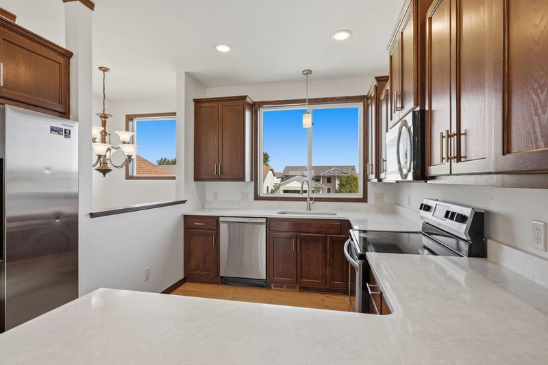 1121 Yellowstone Ave, Saint Cloud, MN 56303