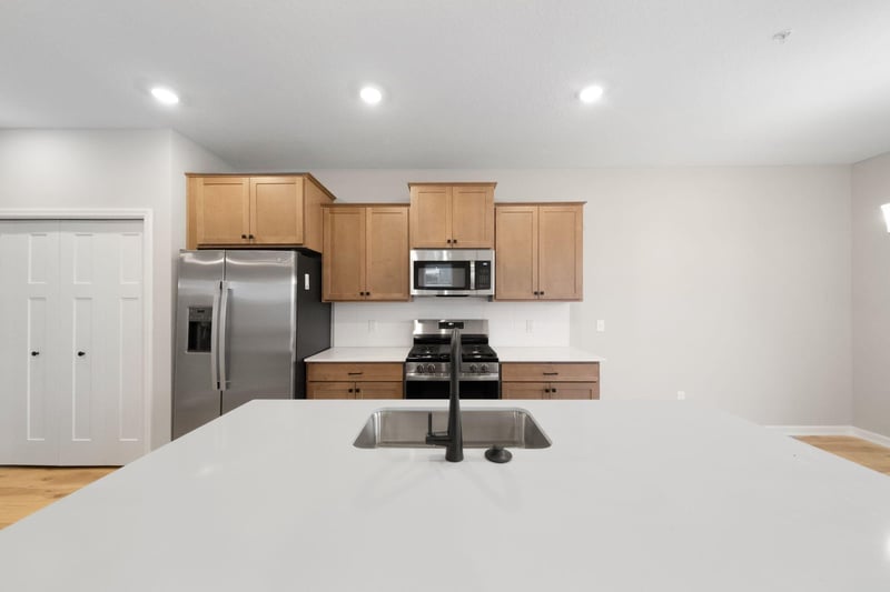 10382 Birchwood Cir, Victoria, MN 55318