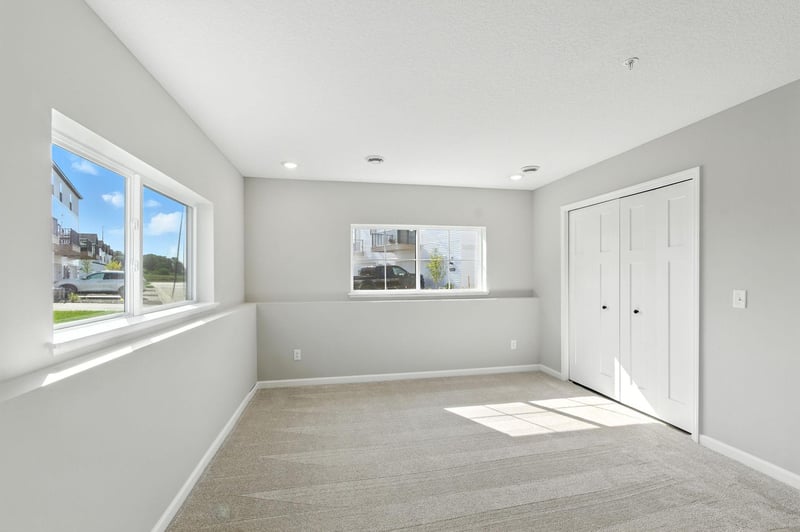 10382 Birchwood Cir, Victoria, MN 55318
