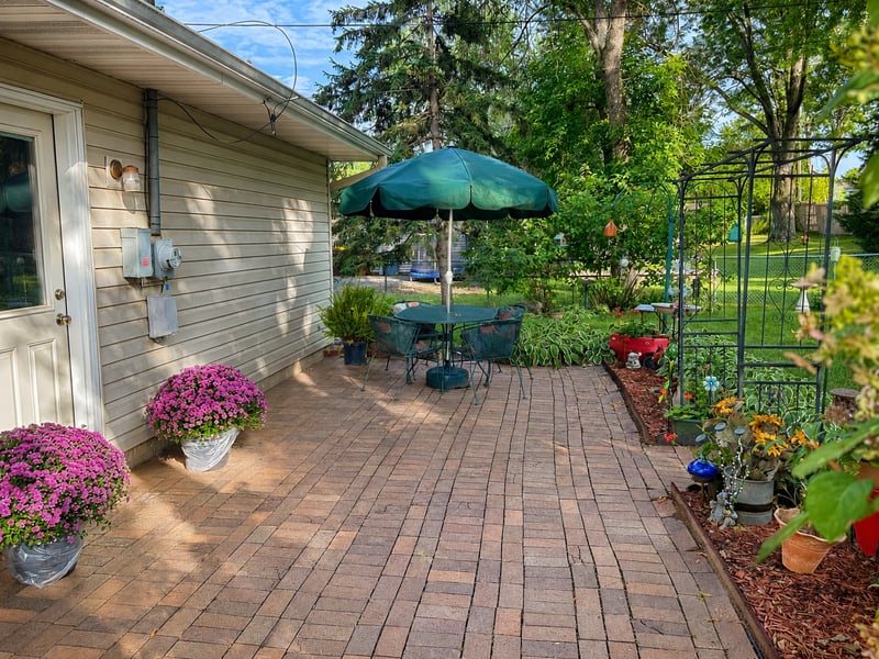 1798 E Bluestone Dr, Eagan, MN 55122