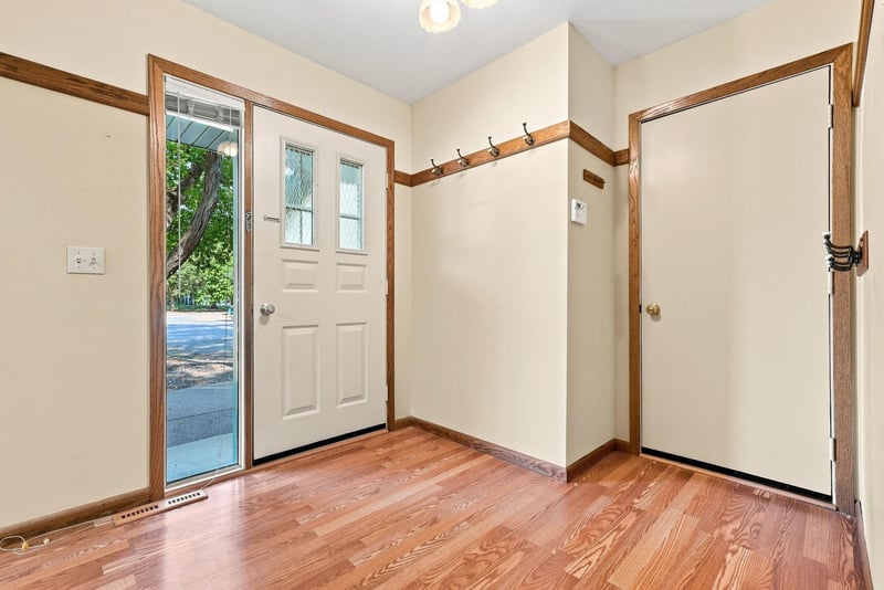 10701 Yellow Pine St NW, Coon Rapids, MN 55433