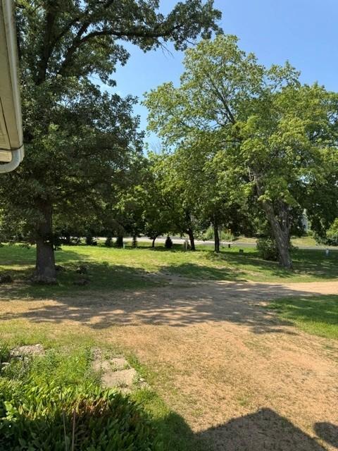 1610 Shadywood Rd, Wayzata, MN 55391