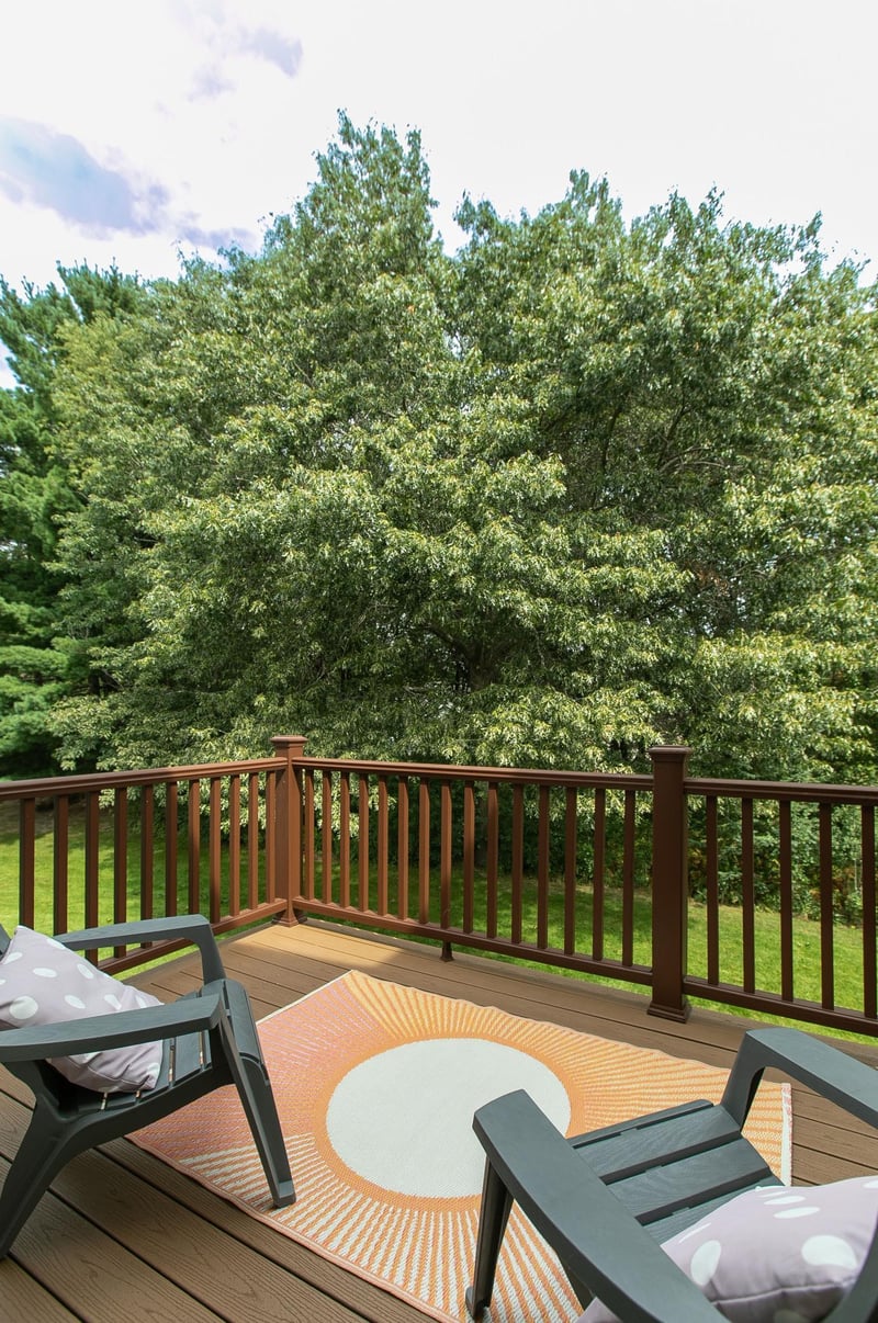 5600 Donegal Dr, Shoreview, MN 55126