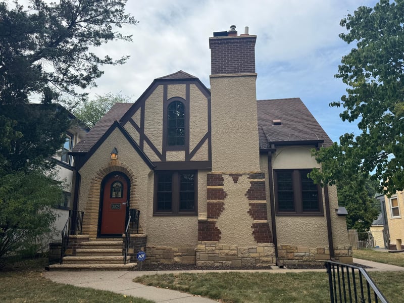 3028 E Minnehaha Pw, Minneapolis, MN 55406