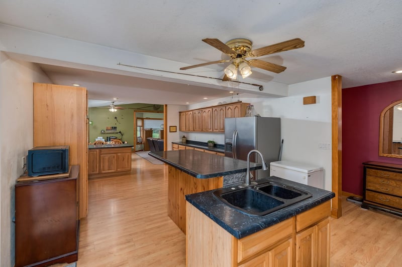 505 W North St, Kiester, MN 56051