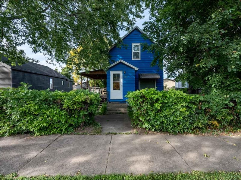220 W Howard Ave, Keewatin, MN 55753