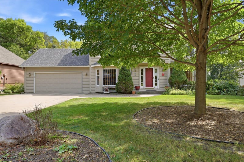 18321 Tristram Way, Eden Prairie, MN 55346