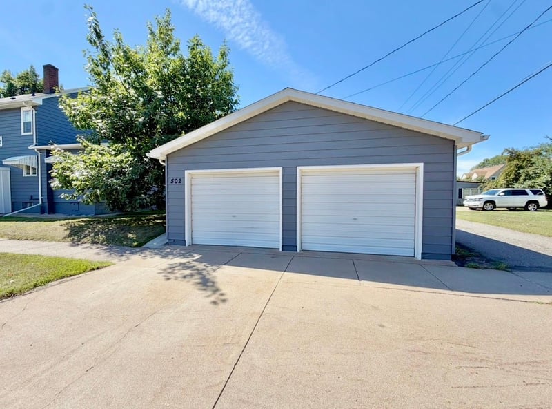 502 W 3rd Ave, Keewatin, MN 55753