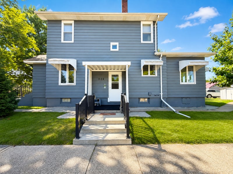 502 W 3rd Ave, Keewatin, MN 55753
