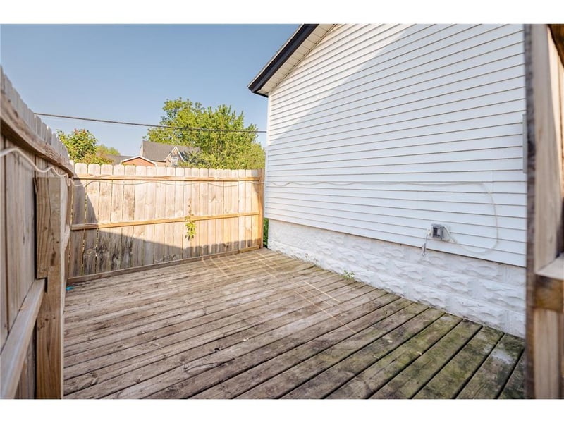 300 Irvin St, West Concord, MN 55985