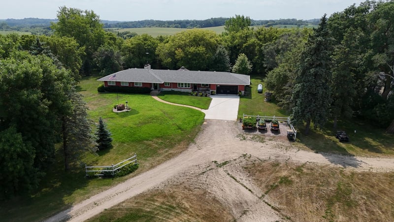 11952 Carnation Ln SW, Farwell, MN 56327