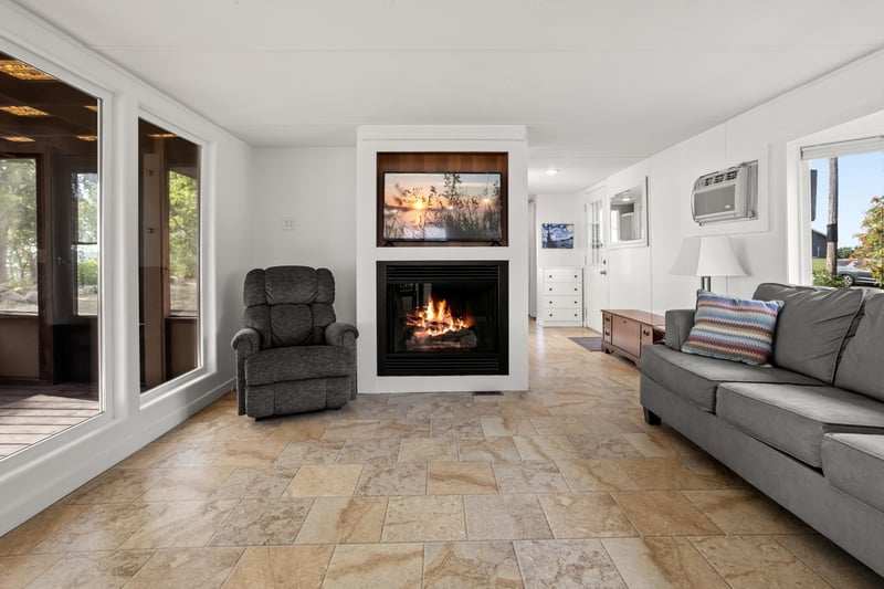 43740 Bass Harbor Rd, Pelican Rapids, MN 56572