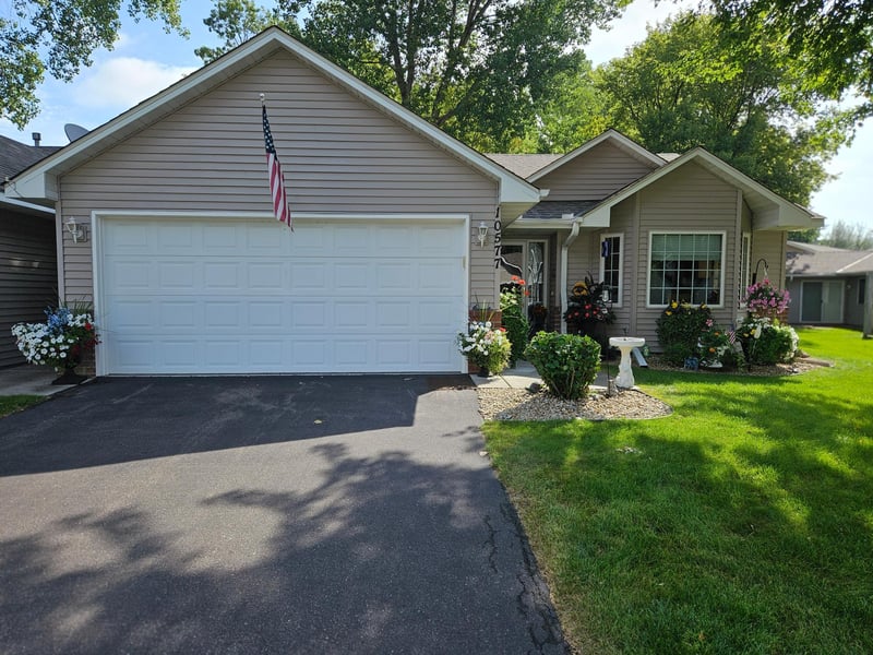 10577 Sycamore St NW, Coon Rapids, MN 55433