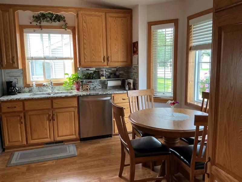 10577 Sycamore St NW, Coon Rapids, MN 55433