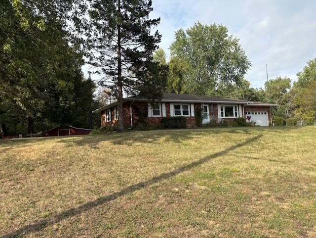 1445 Floral Dr W, Arden Hills, MN 55112