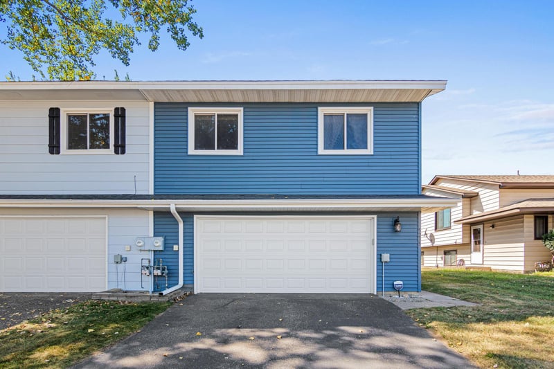 5235 Unity Ct, Crystal, MN 55429