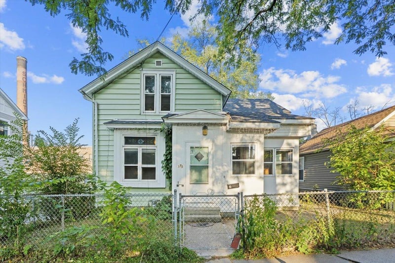 375 Erie St, Saint Paul, MN 55102