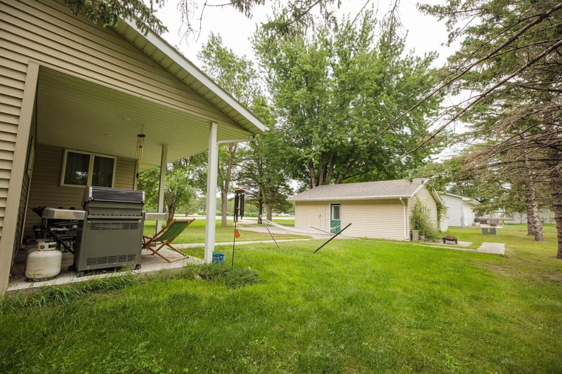 500 2nd St E, Chokio, MN 56221