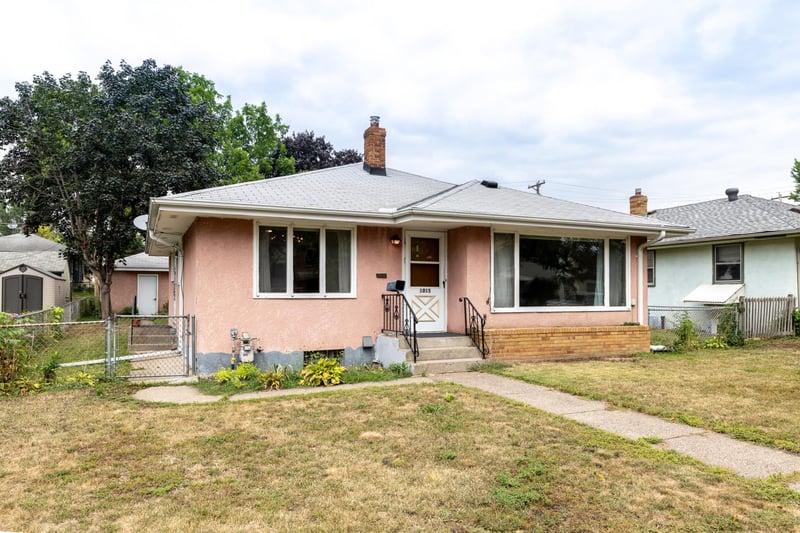 1015 Lafond Ave, Saint Paul, MN 55104