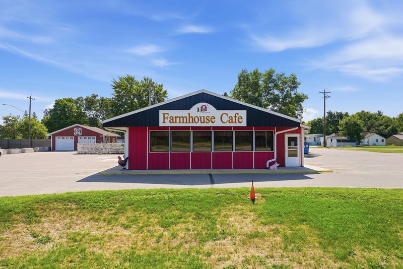 409 Us 71 W, Clarissa, MN 56440