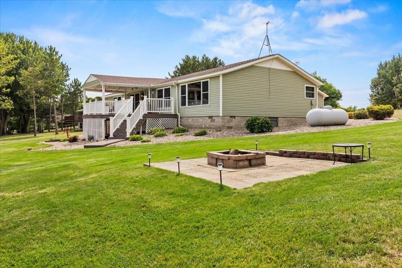 4460 Timber Shores Ct SW, Alexandria, MN 56308