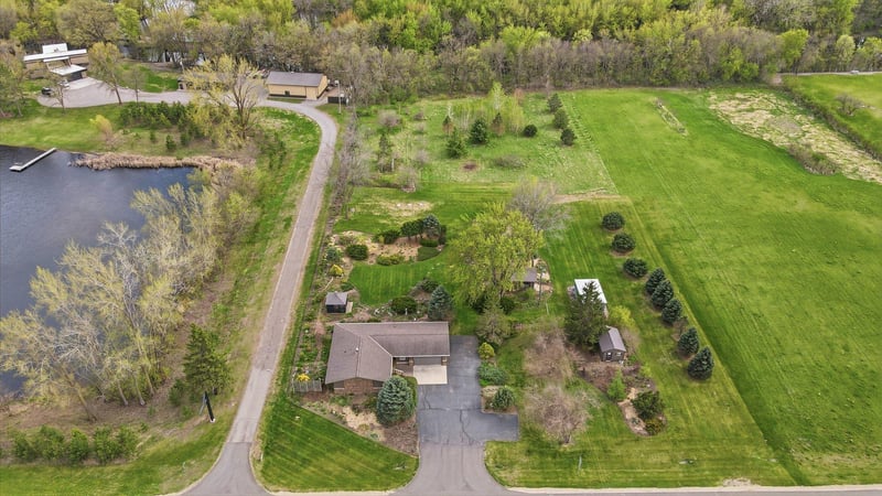 3225 180th St, Lester Prairie, MN 55354