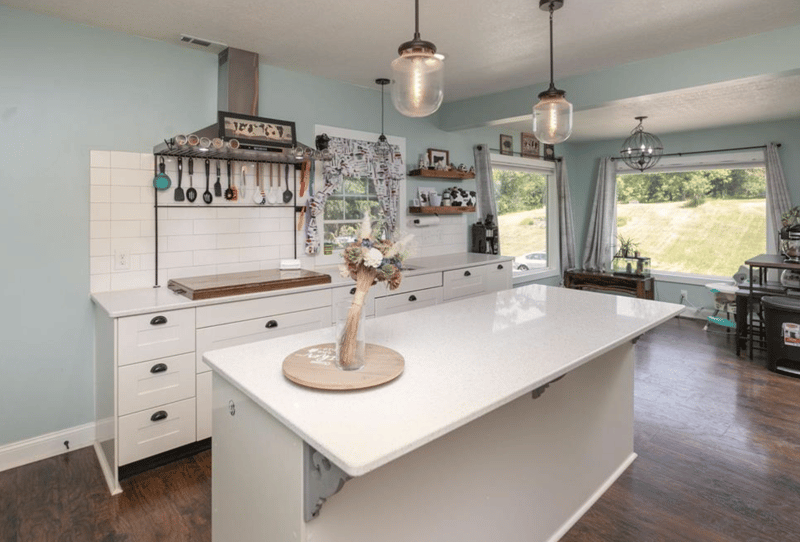 1022 2nd St, Kenyon, MN 55946