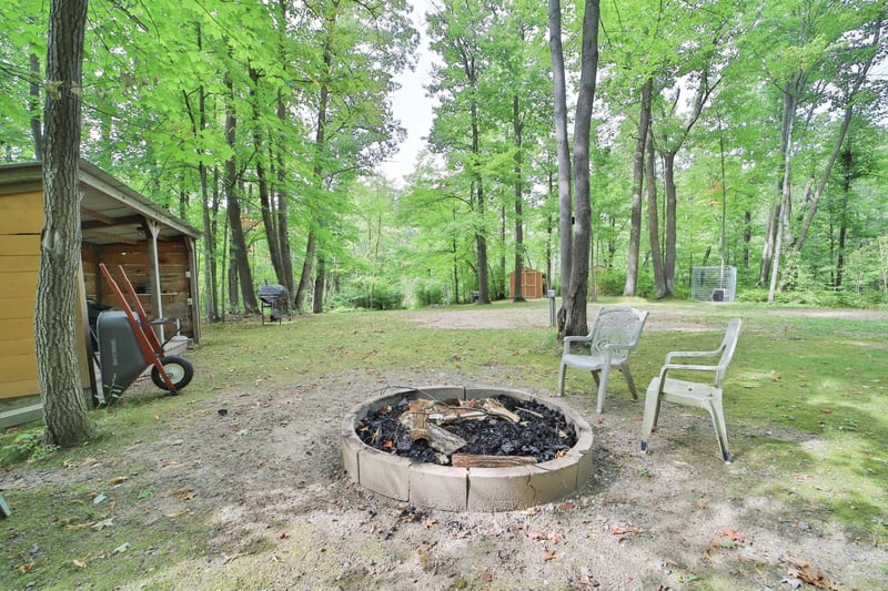 5069 Hyland Rd SW, Motley, MN 56466