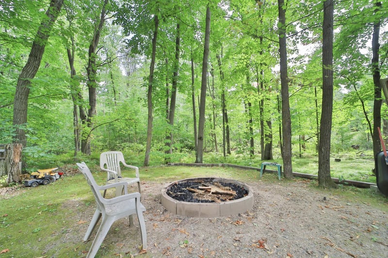 5069 Hyland Rd SW, Motley, MN 56466