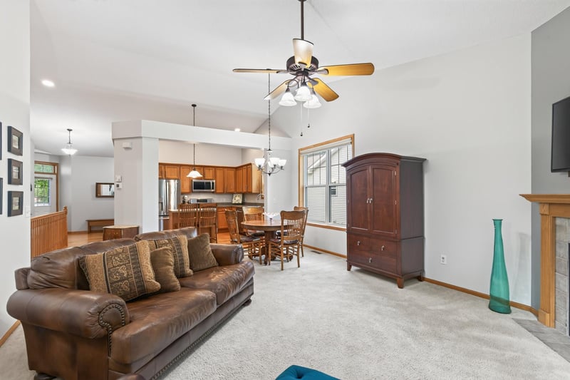 13119 Aberdeen St NE, Blaine, MN 55449
