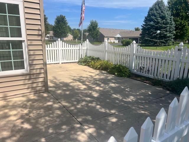 1905 Burr Oak Dr #B, Austin, MN 55912