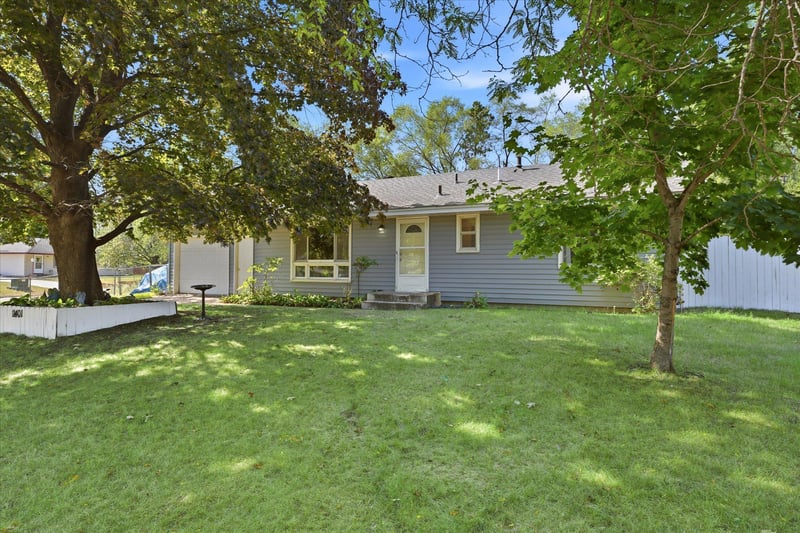 11401 Swallow Cir NW, Coon Rapids, MN 55433