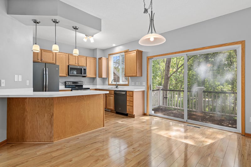810 Trenton Ln N, Plymouth, MN 55441