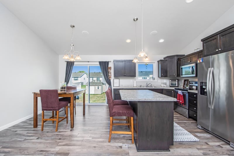 3420 17th St S, Moorhead, MN 56560