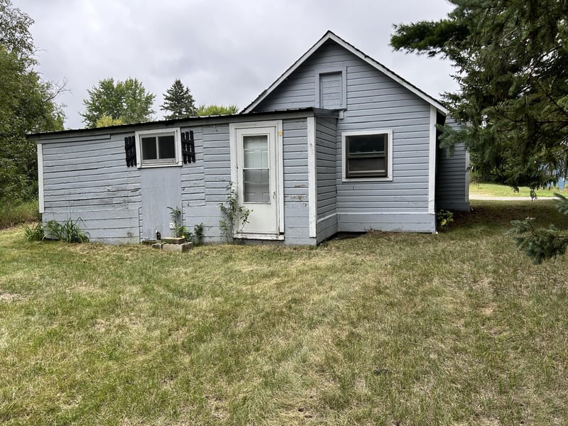 102 Sunset Ave NW, Bagley, MN 56621