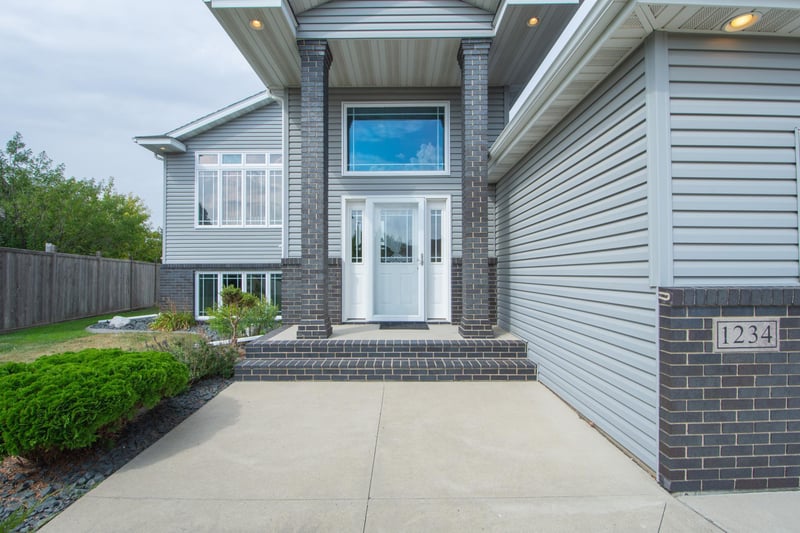 1234 35th Street Cir S, Moorhead, MN 56560