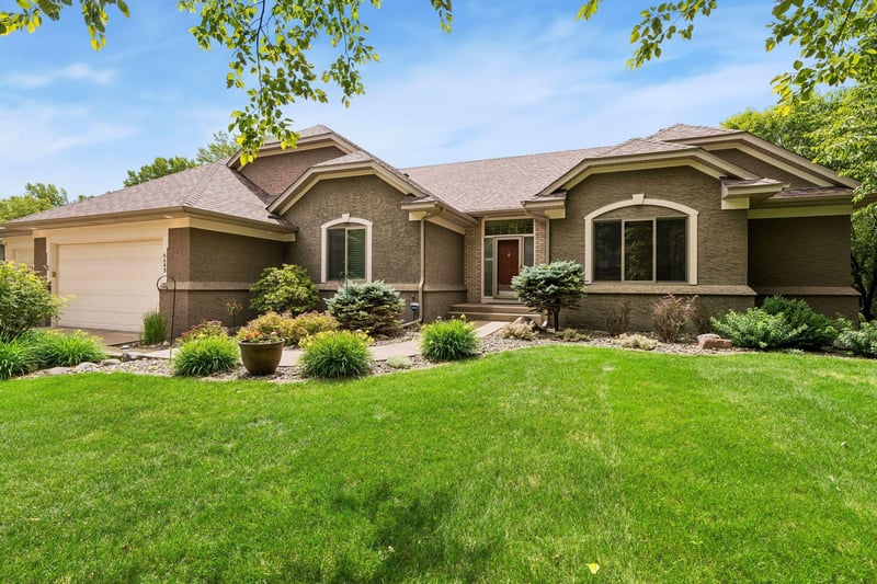 6643 Sherman Lake Rd, Lino Lakes, MN 55038