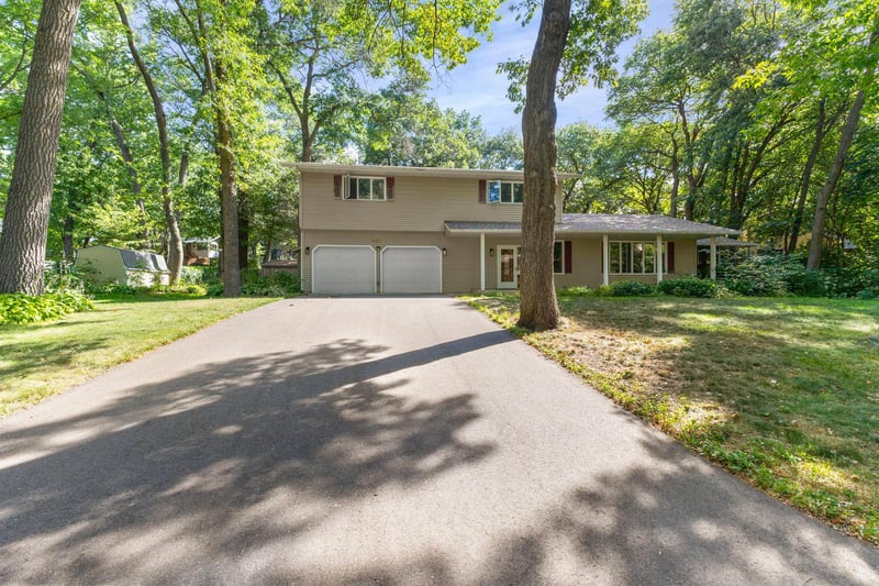 2541 14 1/2 Ave SE, Saint Cloud, MN 56304